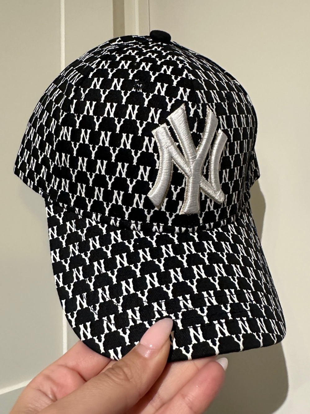 Black and White New York Yankees monogram Pattern Baseball Hat